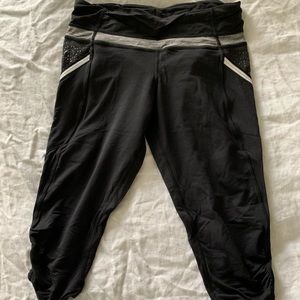 Lululemon cropped running pants size 6